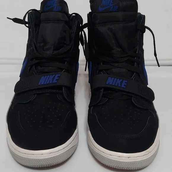 Air Jordan 1 black very good shape almost new without box Jordan | Shoes | Air Jordan Mid Mens Size 1 Black Used But  main image 3